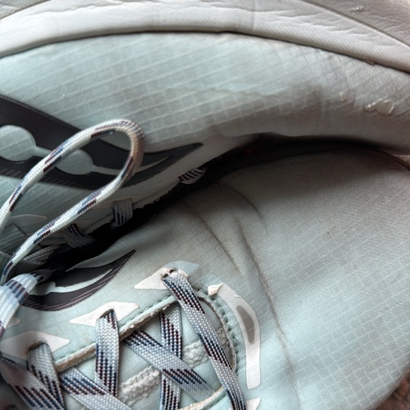 Saucony Women's Ride 15 Runshield - Picture 5 of 7